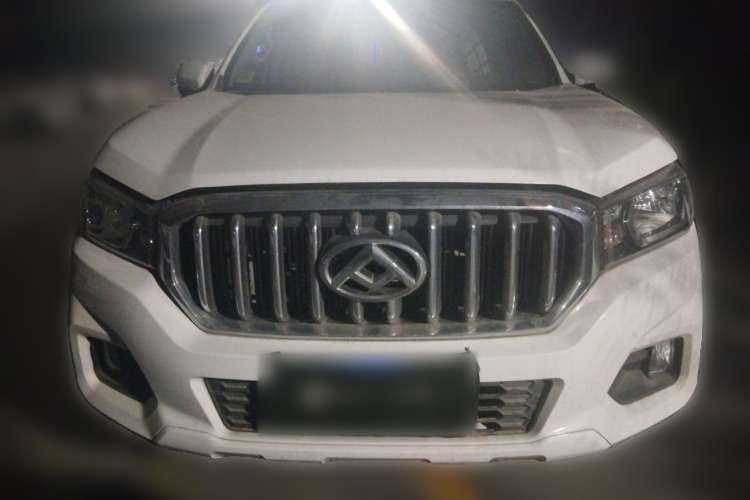 Used SAIC MAXUS T60 2017 2.0T Gasoline Automatic Two-Wheel Drive High-Ride Elite Standard Cabin Front