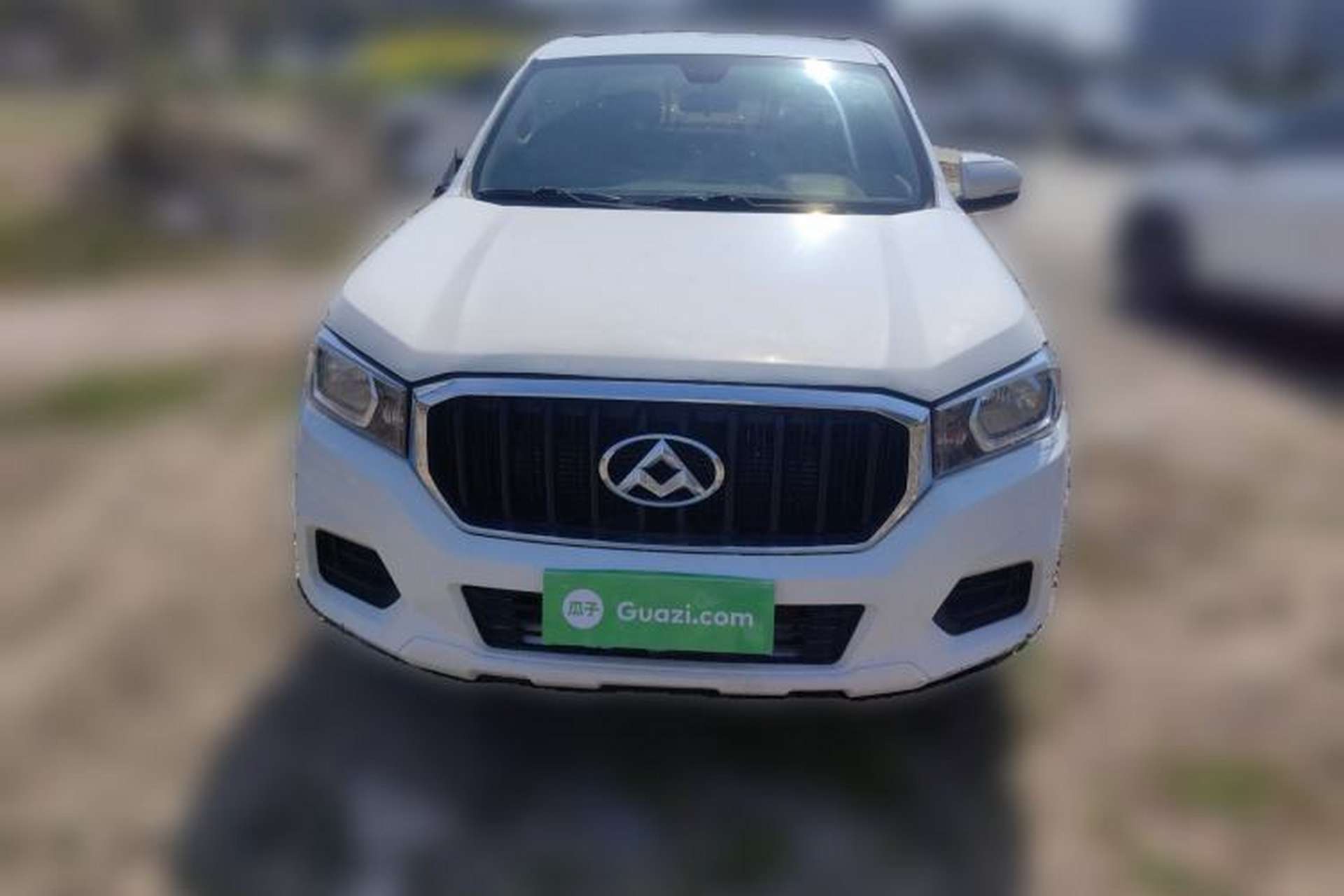 Used SAIC MAXUS T60 2017 2.8T Diesel Manual 4x4 High-Ride Comfort Version Long Wheelbase China V Emission Standard Front