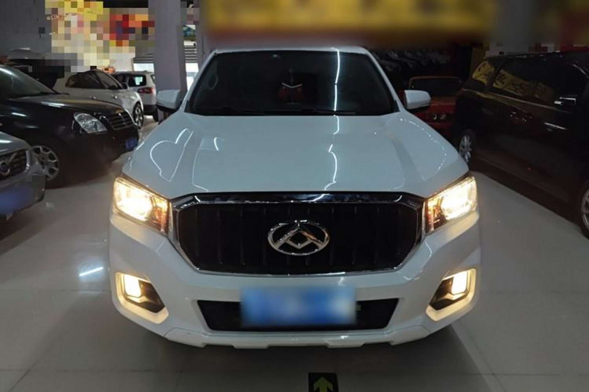 Used SAIC MAXUS T60 2017 2.8T Diesel Automatic 4x4 High-Ride Comfort Edition Standard Cabin China V Emission Standard Front