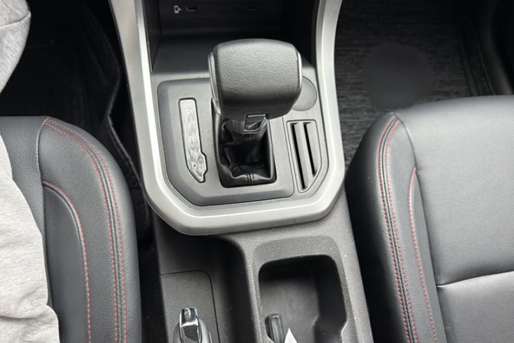 Used SAIC MAXUS T60 2017 2.0T Gasoline Automatic Two-Wheel Drive High-Ride Elite Standard Cabin Gear Lever
