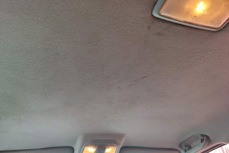 Used SAIC MAXUS T60 2017 2.8T Diesel Manual 4x4 High-Ride Elite Long-Body China V-Emission Standard Headliner