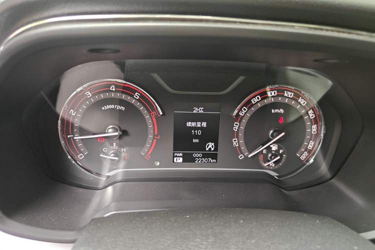 Used SAIC MAXUS T60 2017 2.0T Gasoline Automatic 4x4 High-Ride Elite Standard Cabin Instrument Cluster