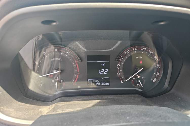 Used SAIC MAXUS T60 2017 2.4L Gasoline Manual Transmission Two-Wheel Drive High Ground Clearance Comfort Edition Standard Cabin Instrument Cluster