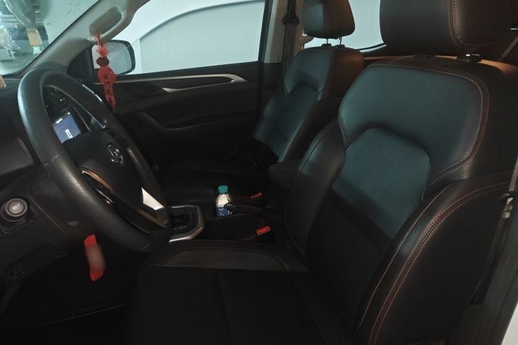 Used SAIC MAXUS T60 2017 2.0T Gasoline Automatic Two-Wheel Drive High-Ride Elite Standard Cabin Left Front Seat