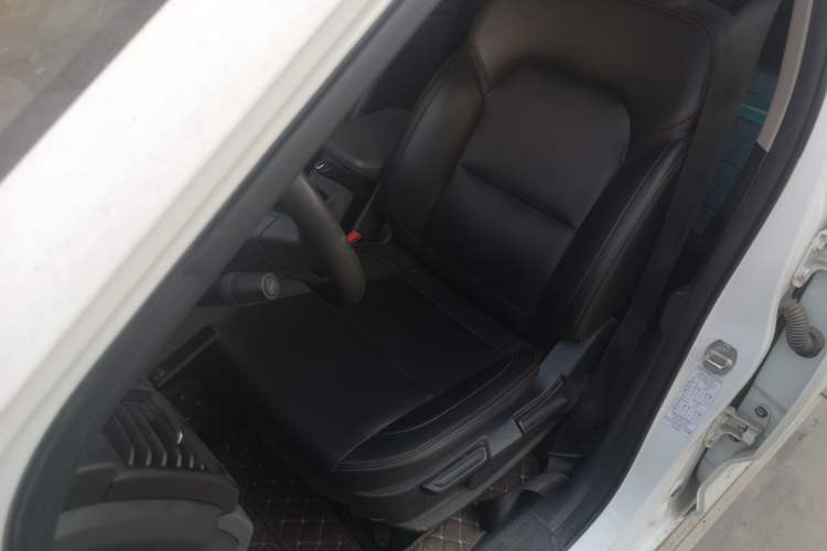 Used SAIC MAXUS T60 2017 2.8T Diesel Automatic 4x4 High-Ride Comfort Plus Long-Body Emission Standard V Left Front Seat