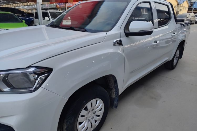Used SAIC MAXUS T60 2017 2.4L Gasoline Manual Transmission Two-Wheel Drive Low-Profile Comfort Edition Standard Cabin Left Side