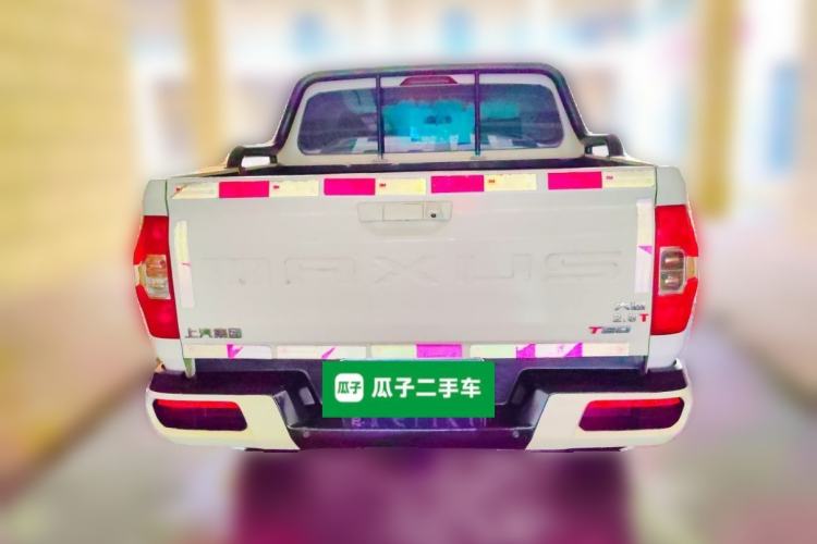 Used SAIC MAXUS T60 2017 2.8T Diesel Automatic 2WD High-Ride Elite Version Standard Cab China V Emission Standard Rear