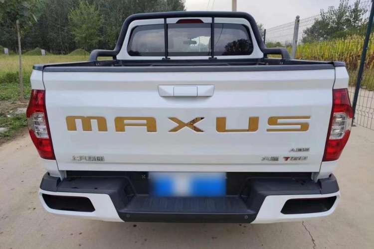 Used SAIC MAXUS T60 2017 2.4L Gasoline Manual Transmission Two-Wheel Drive Low-Profile Comfort Edition Standard Cabin Rear