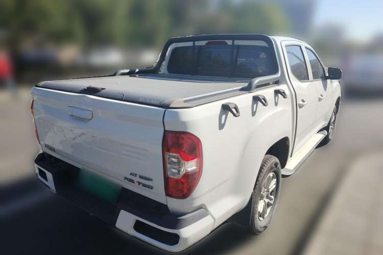 Used SAIC MAXUS T60 2017 2.0T Gasoline Automatic Two-Wheel Drive High-Ride Elite Standard Cabin Rear Right 45 Deg