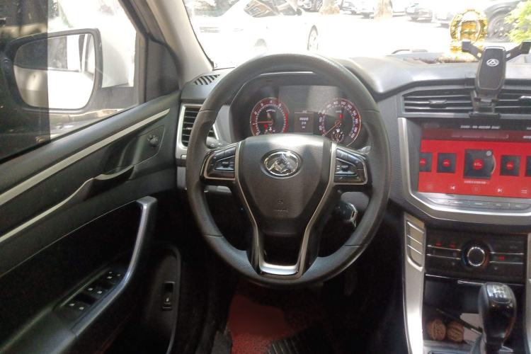 Used SAIC MAXUS T60 2017 2.4L Gasoline Manual 4x4 High-Profile Elite Standard Cabin Steering Wheel