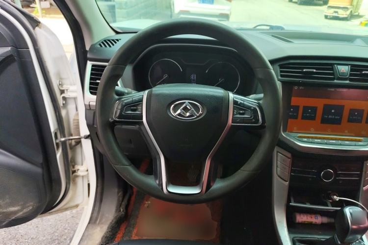 Used SAIC MAXUS T60 2017 2.8T Diesel Manual 4x4 High-Ride Elite Long-Body China V-Emission Standard Steering Wheel
