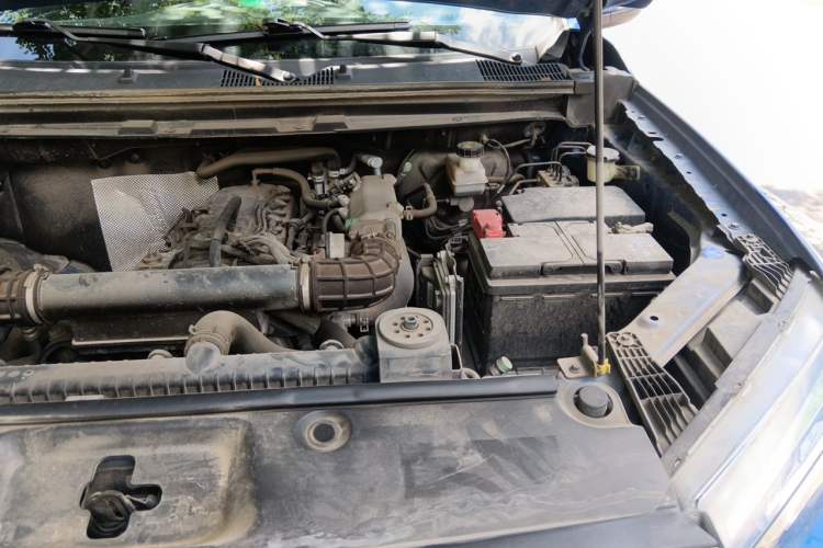 Used SAIC MAXUS T60 2019 2.4L Gasoline Manual 4x4 High-Profile Pioneer Edition Standard Cabin Engine Bay Left