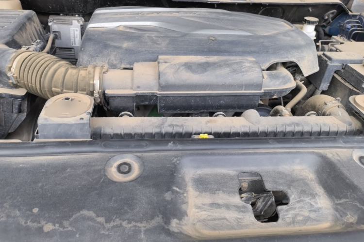 Used SAIC MAXUS T60  Engine Bay