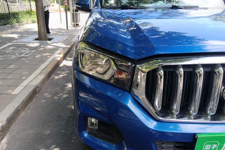 Used SAIC MAXUS T60 2019 2.4L Gasoline Manual 4x4 High-Profile Pioneer Edition Standard Cabin Right Front Headlight