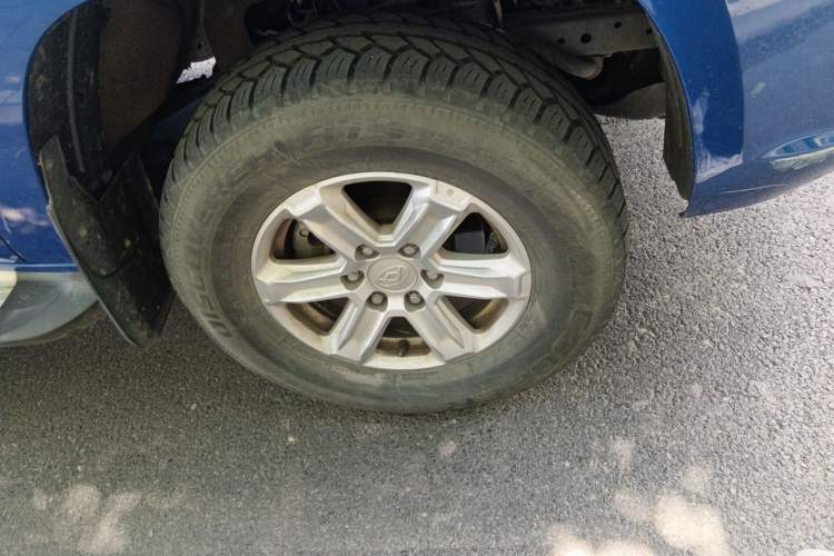 Used SAIC MAXUS T60 2019 2.4L Gasoline Manual 4x4 High-Profile Pioneer Edition Standard Cabin Right Front Wheel Hub
