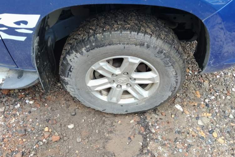 Used SAIC MAXUS T60 2019 2.0T Gasoline Automatic Two-Wheel Drive High-Profile Elite Version Standard Cabin China VI Standard Right Front Wheel Hub