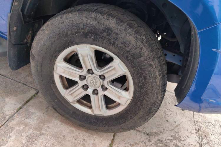 Used SAIC MAXUS T60 2019 2.8T Diesel Automatic 4x4 High-Ride Pioneer Edition Long-Body Emission Standard V Right Front Wheel Hub