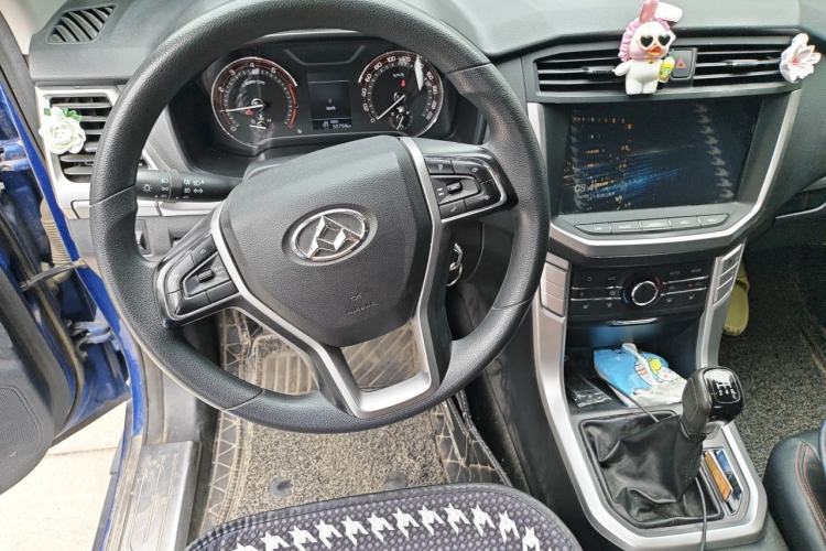 Used SAIC MAXUS T60 2019 2.4L Gasoline Manual Two-Wheel-Drive High-Ride Pioneer Edition Standard Cab Steering Wheel