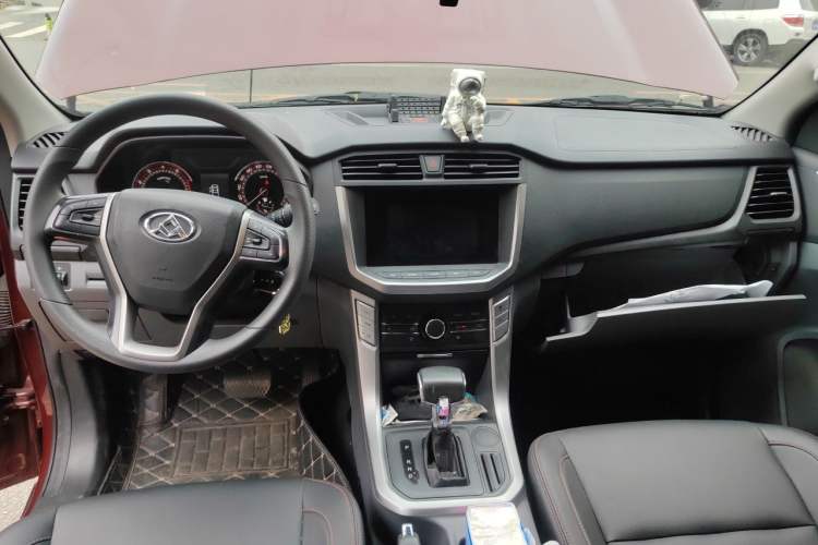 Used SAIC MAXUS T60  Center Console