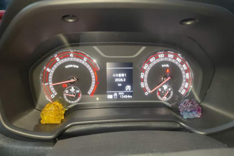 Used SAIC MAXUS T60 2019 2.0T Gasoline Automatic Transmission Two-Wheel Drive High Ground Clearance Comfort Edition Standard Cabin China VI Emmission Standards Instrument Cluster