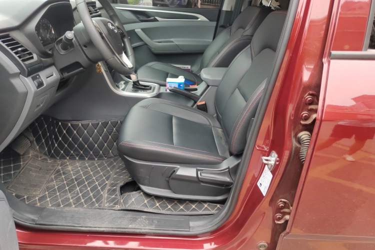 Used SAIC MAXUS T60  Left Front Seat