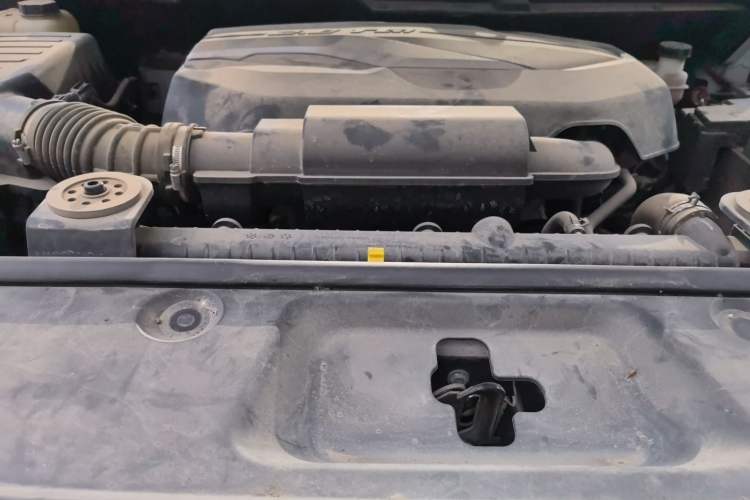 Used SAIC MAXUS T60  Engine Bay