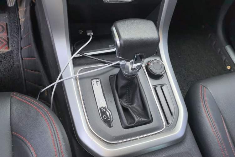 Used SAIC MAXUS T60  Gear Lever