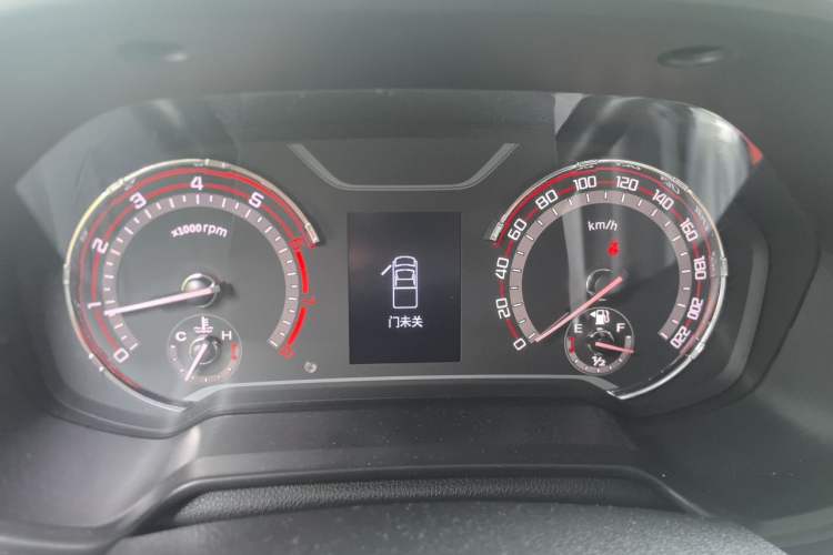 Used SAIC MAXUS T60 2019 2.0T Gasoline Automatic Transmission Two-Wheel Drive High Ground Clearance Comfort Edition Standard Cabin China VI Emmission Standards Instrument Cluster