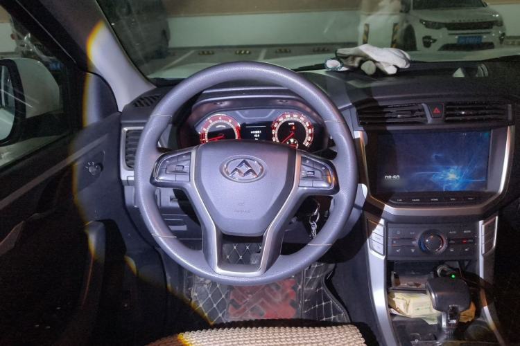 Used SAIC MAXUS T60 2019 2.0T Gasoline Automatic Two-Wheel Drive High-Profile Elite Version Standard Cabin China VI Standard Steering Wheel