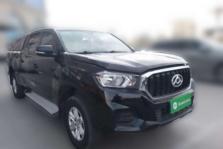 Used SAIC MAXUS T60 2020 2.0T Diesel Manual Two-Wheel Drive High-Ride Pioneer Edition Long Wheelbase China VI Standard Front Right 45 Deg