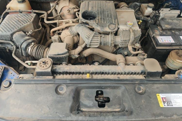 Used SAIC MAXUS T60 2020 2.0T Diesel Automatic 4x4 High-Ride Pioneer Edition Long-Body China VI Engine Bay