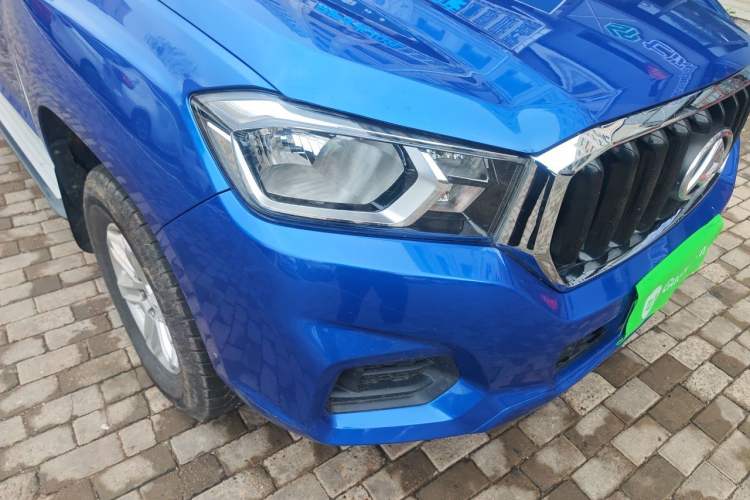 Used SAIC MAXUS T60 2020 2.0T Diesel Automatic 4x4 High-Ride Pioneer Edition Long-Body China VI Right Front Headlight