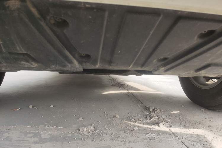 Used SAIC MAXUS T60 2020 2.0T Diesel Manual 4x4 High-Ride Pioneer Edition Long Wheelbase China VI Standard Chassis Front