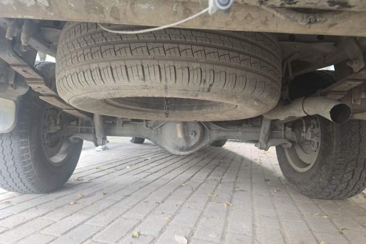 Used SAIC MAXUS T60 2020 2.0T Diesel Manual 4x4 High-Ride Pioneer Edition Long Wheelbase China VI Standard Chassis Rear