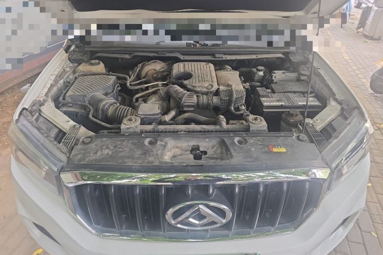 Used SAIC MAXUS T60 2020 2.0T Diesel Manual 4x4 High-Ride Pioneer Edition Long Wheelbase China VI Standard Engine Bay