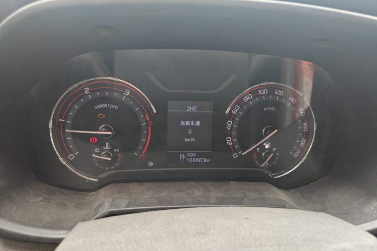 Used SAIC MAXUS T60 2020 2.0T Diesel Manual 4x4 High-Ride Pioneer Edition Long Wheelbase China VI Standard Instrument Cluster