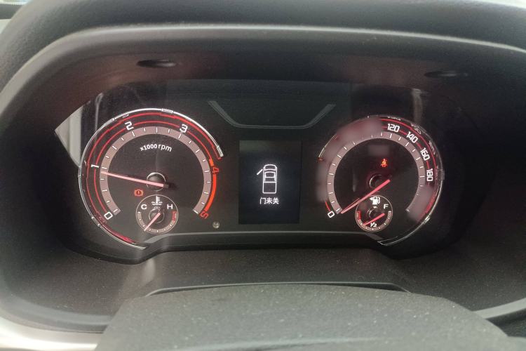 Used SAIC MAXUS T60 2020 2.0T Diesel Manual Two-Wheel Drive High-Ride Pioneer Edition Standard Cab China VI Instrument Cluster