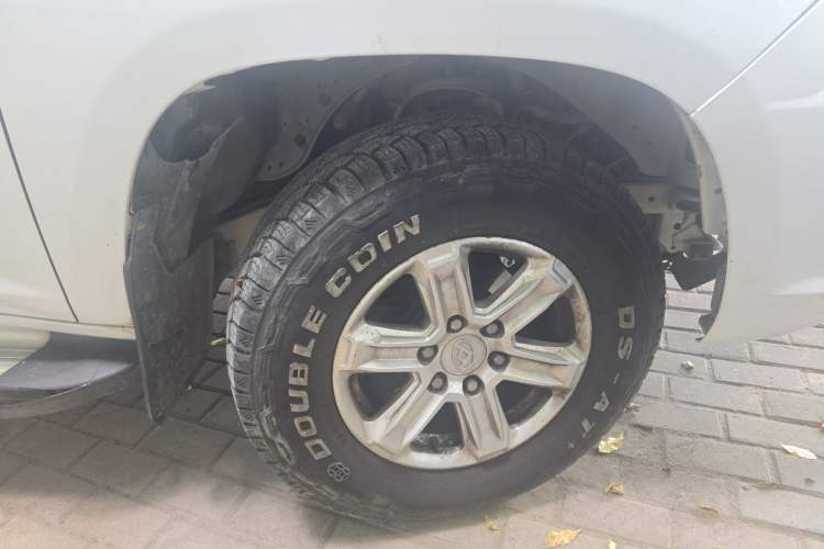 Used SAIC MAXUS T60 2020 2.0T Diesel Manual 4x4 High-Ride Pioneer Edition Long Wheelbase China VI Standard Right Front Wheel Hub