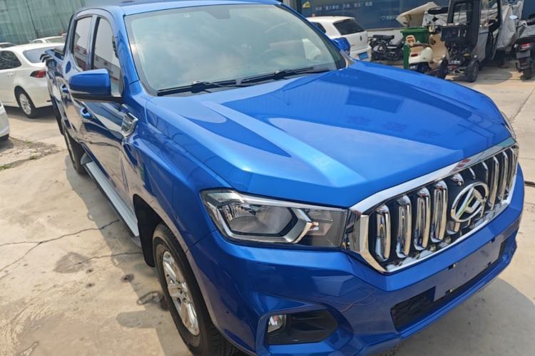 Used SAIC MAXUS T60 2022 5th Anniversary Edition 2.0T Diesel Manual Transmission 4x4 High Ground Clearance Comfort Version Flat Cargo Bed Front Right 45 Deg