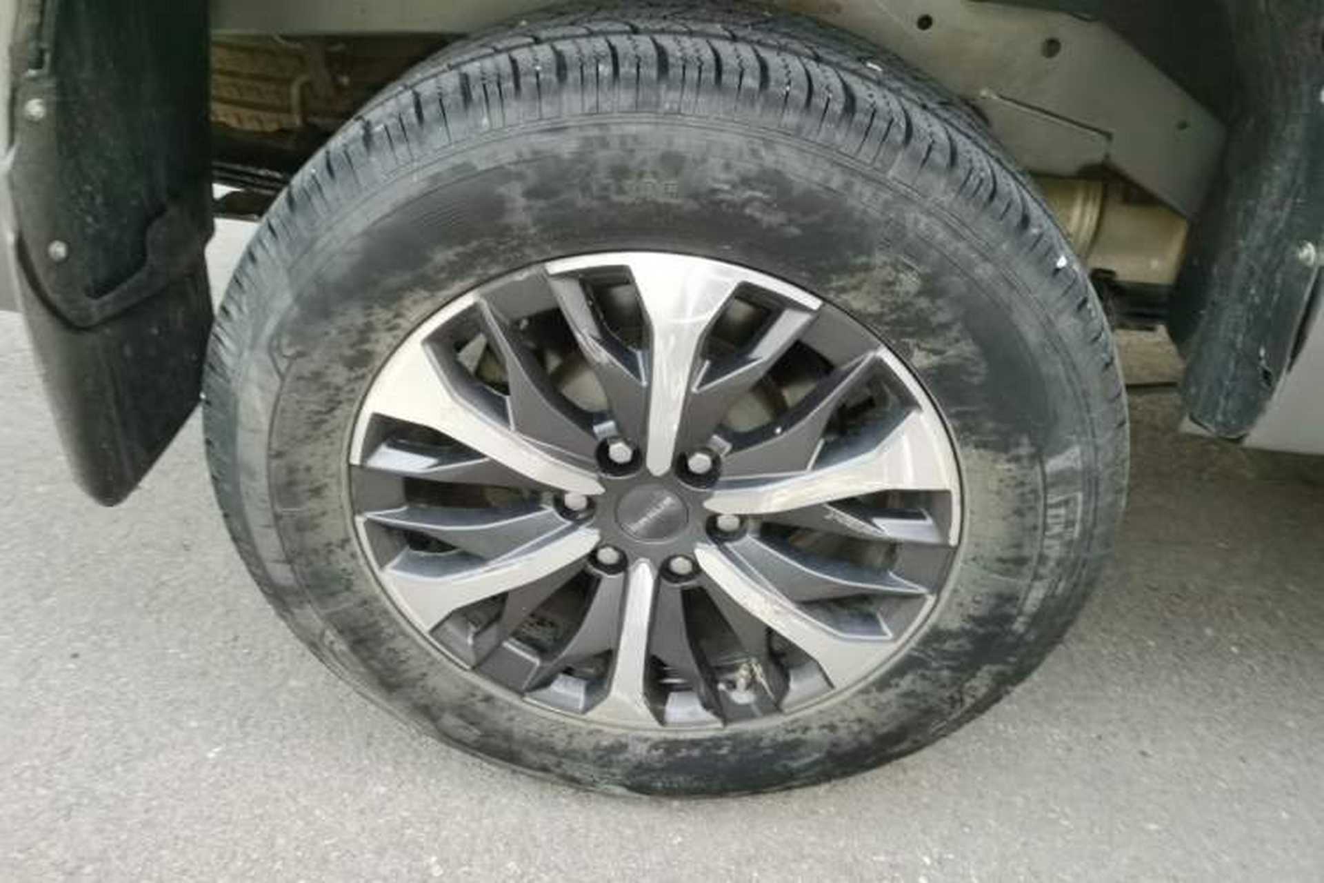 Used SAIC MAXUS T70 2021 2.0T Diesel Automatic 4x4 Elite Version with Long Bed and High Ground Clearance Exterior 2