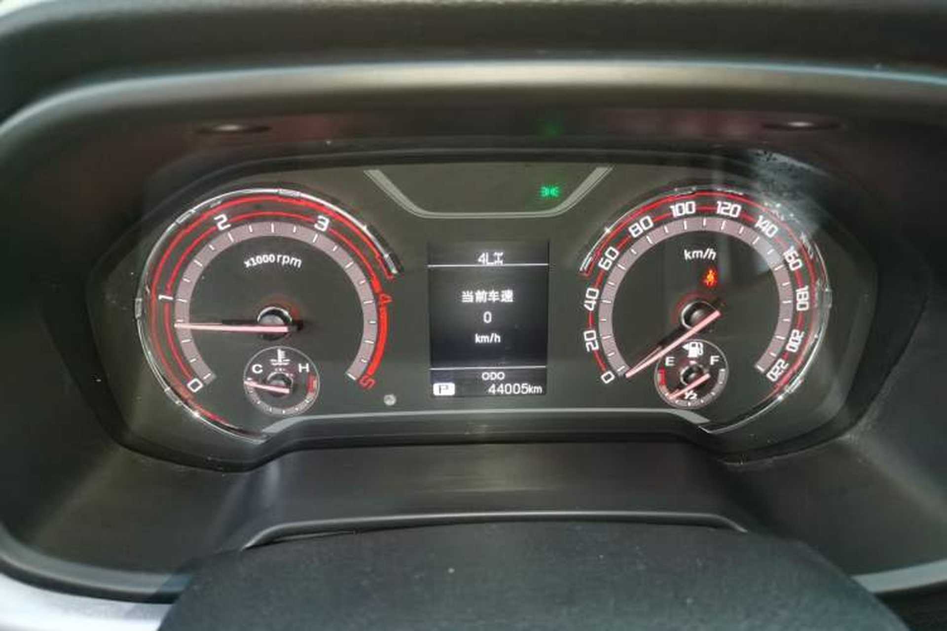 Used SAIC MAXUS T70 2021 2.0T Diesel Automatic 4x4 Elite Version with Long Bed and High Ground Clearance Odometer Close Up