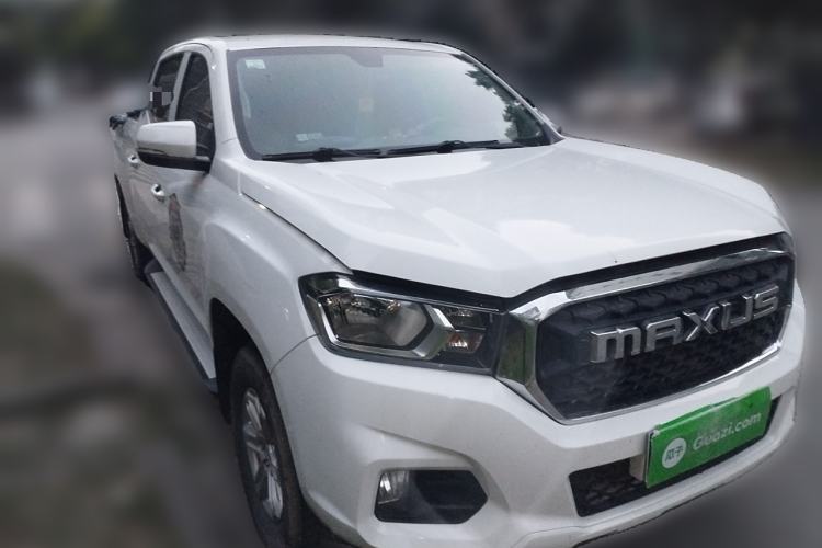 Used SAIC MAXUS T70 2021 2.0T Facelift Diesel Manual Two-Wheel Drive Entry-Level Version with Long Bed and High Ground Clearance Front Right 45 Deg