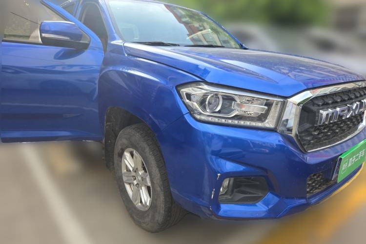 Used SAIC MAXUS T70 2019 2.0T Diesel Manual 4x4 Comfort Edition Standard Cab High-Profile Chassis Front Right 45 Deg