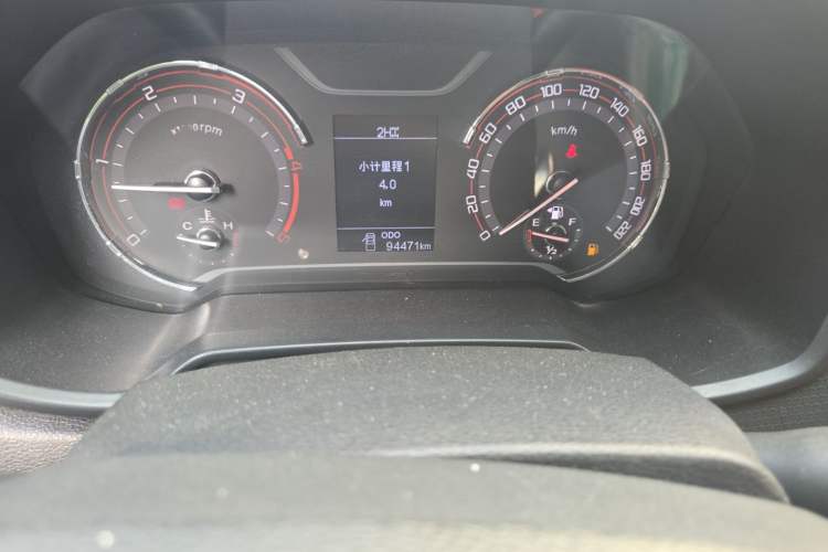Used SAIC MAXUS T70 2019 2.0T Diesel Manual 4x4 Comfort Edition Standard Cab High-Profile Chassis Odometer Close Up