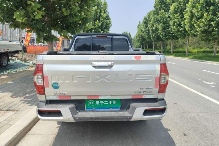 Used SAIC MAXUS T70 2019 2.0T Diesel Automatic Two-Wheel Drive Comfort Edition with Long Bed and High Ground Clearance Rear