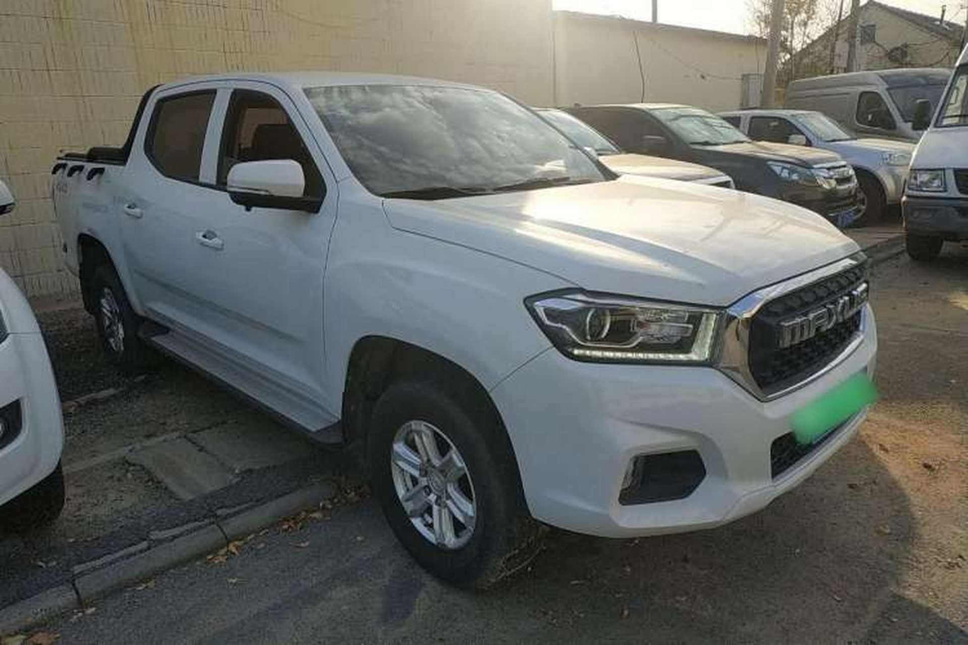 Used SAIC MAXUS T70 2019 2.0T Diesel Automatic 4x4 Comfort Version Standard Box High Ground Clearance Exterior 2