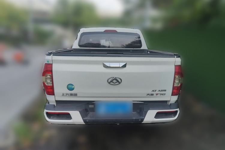 Used SAIC MAXUS T70 2019 2.0T Diesel Automatic Two-Wheel Drive Comfort Edition Standard Box with High Chassis Rear