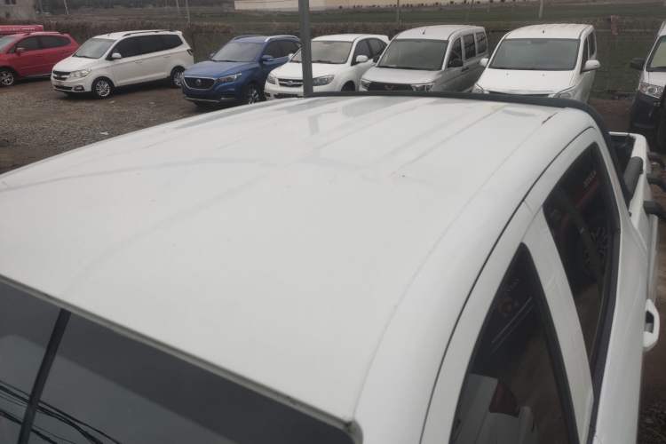 Used SAIC MAXUS T70 2019 2.0T Diesel Manual Two-Wheel Drive Comfort Version Standard Box High Chassis Roof