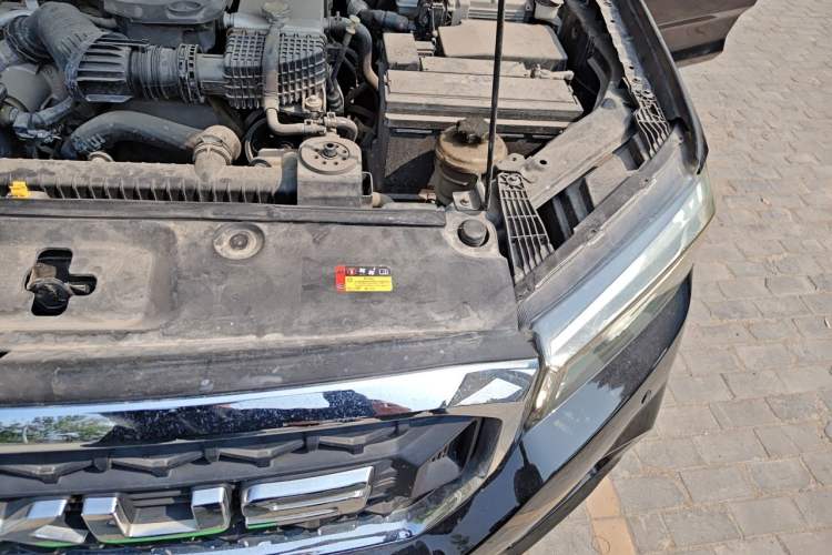 Used SAIC MAXUS T70 2020 2.0T Diesel Automatic 4x4 Australian Version Standard Box High Ground Clearance Engine Bay Left