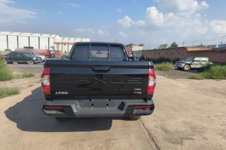 Used SAIC MAXUS T70 2020 2.0T Diesel Manual 4x4 Comfort Edition Long Bed High Ground Clearance Exterior 4